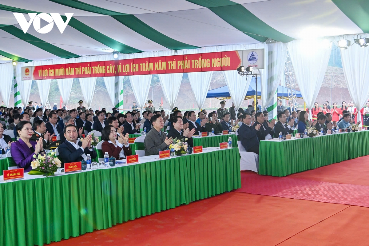 Chủ tịch nước Lương Cường dự Lễ phát động “Tết trồng cây đời đời nhớ ơn Bác Hồ" - Ảnh 4.