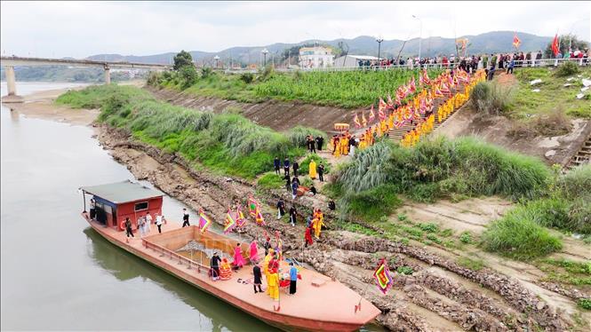 Lào Cai: Bảo tồn và phát huy các lễ hội truyền thống - Ảnh 3. Lào Cai: Bảo tồn và phát huy các lễ hội truyền thống - Ảnh 3.