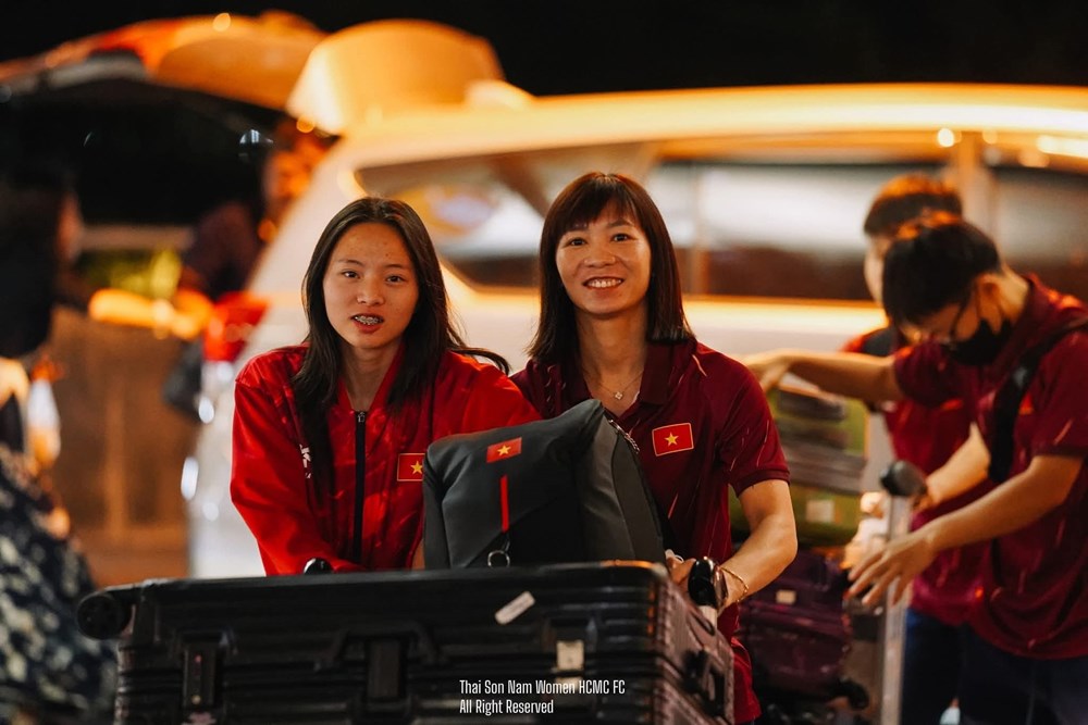 Đội tuyển futsal nữ Việt Nam lên đường sang Thái Lan dự giải Đông Nam Á - Ảnh 1.