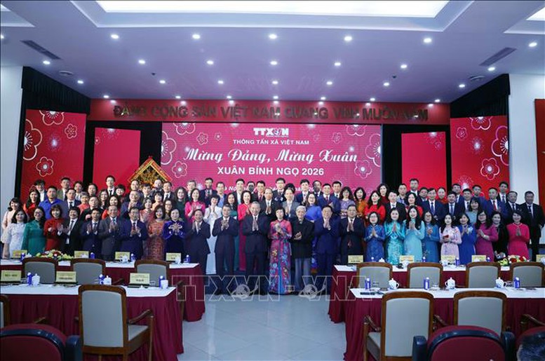 Tổng Bí thư Tô Lâm: TTXVN vươn lên ở tầm cao mới, xứng đáng là mạch máu thông tin tin cậy của đất nước - Ảnh 6.