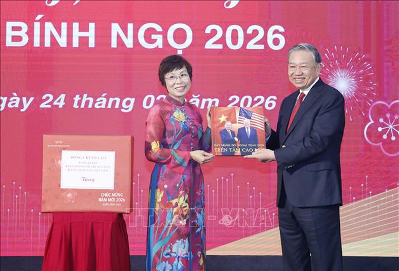 Tổng Bí thư Tô Lâm: TTXVN vươn lên ở tầm cao mới, xứng đáng là mạch máu thông tin tin cậy của đất nước - Ảnh 5.