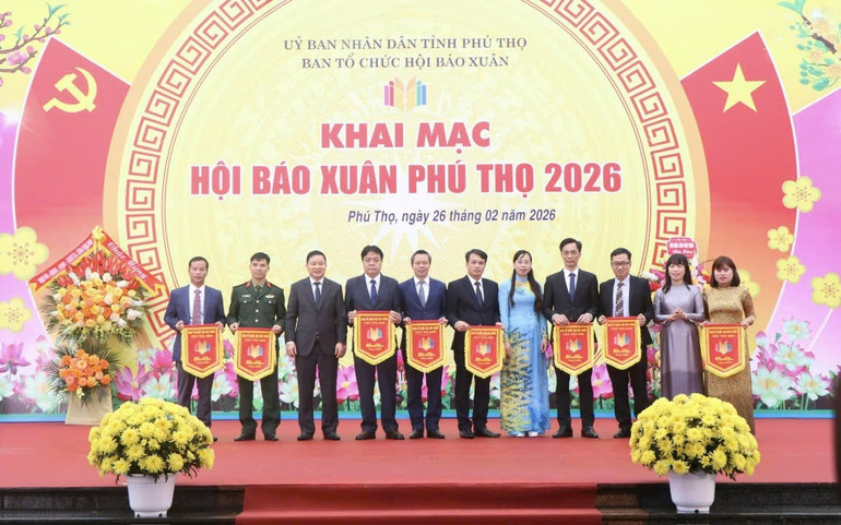 Náo nức Hội báo Xuân Phú Thọ 2026 - Ảnh 2.