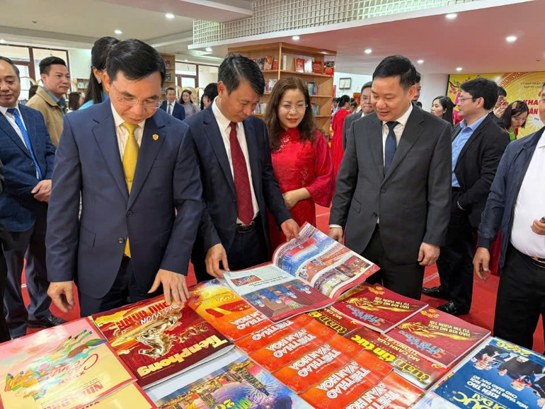 Náo nức Hội báo Xuân Phú Thọ 2026 - Ảnh 3.