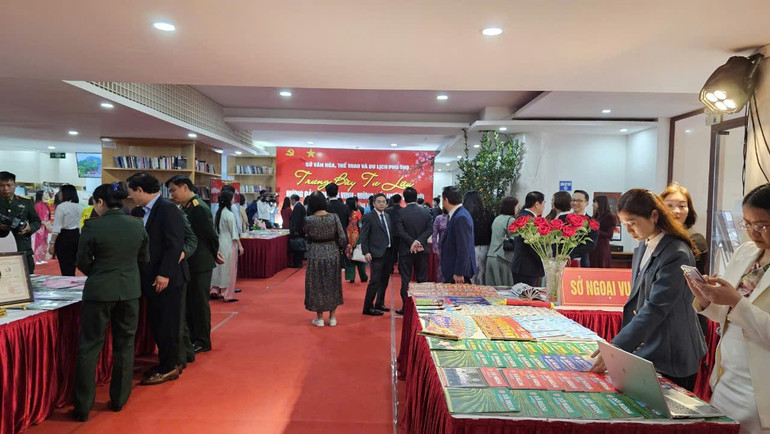 Náo nức Hội báo Xuân Phú Thọ 2026 - Ảnh 4.