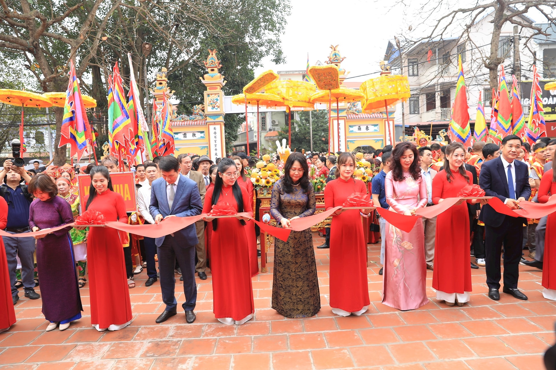 Lễ đón nhận Di sản văn hoá phi vật thể quốc gia và khai mạc Lễ hội đền Sái năm 2026 - Ảnh 4. Lễ đón nhận Di sản văn hoá phi vật thể quốc gia và khai mạc Lễ hội đền Sái năm 2026 - Ảnh 4.