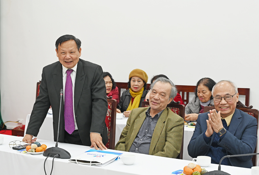 Cục Du lịch Quốc gia Việt Nam gặp mặt tri ân các thế hệ cán bộ đầu Xuân Bính Ngọ - Ảnh 3.