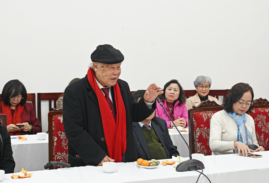 Cục Du lịch Quốc gia Việt Nam gặp mặt tri ân các thế hệ cán bộ đầu Xuân Bính Ngọ - Ảnh 4.