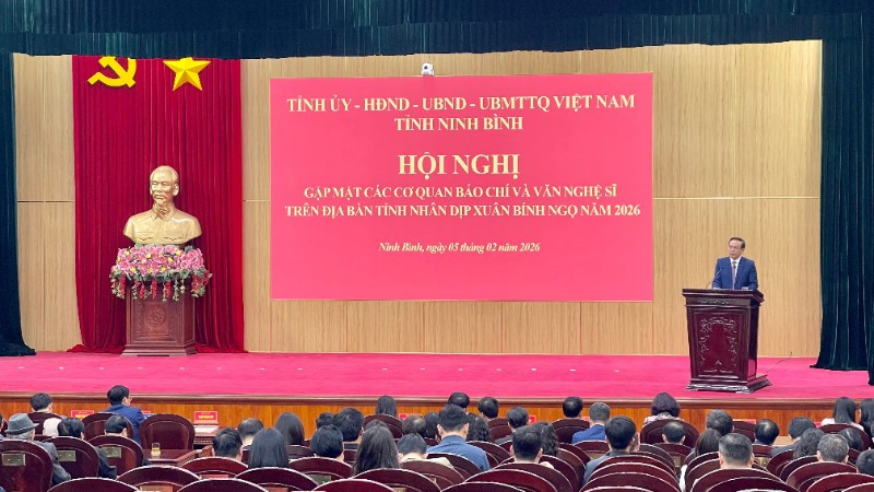 Phát huy vai trò của báo chí, văn học nghệ thuật trong xây dựng phát triển tỉnh Ninh Bình - Ảnh 1.