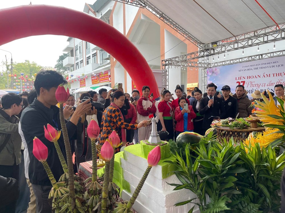 Tạo sức hút du lịch đầu Xuân từ “27 phong vị ẩm thực Điện Biên" - Ảnh 8.