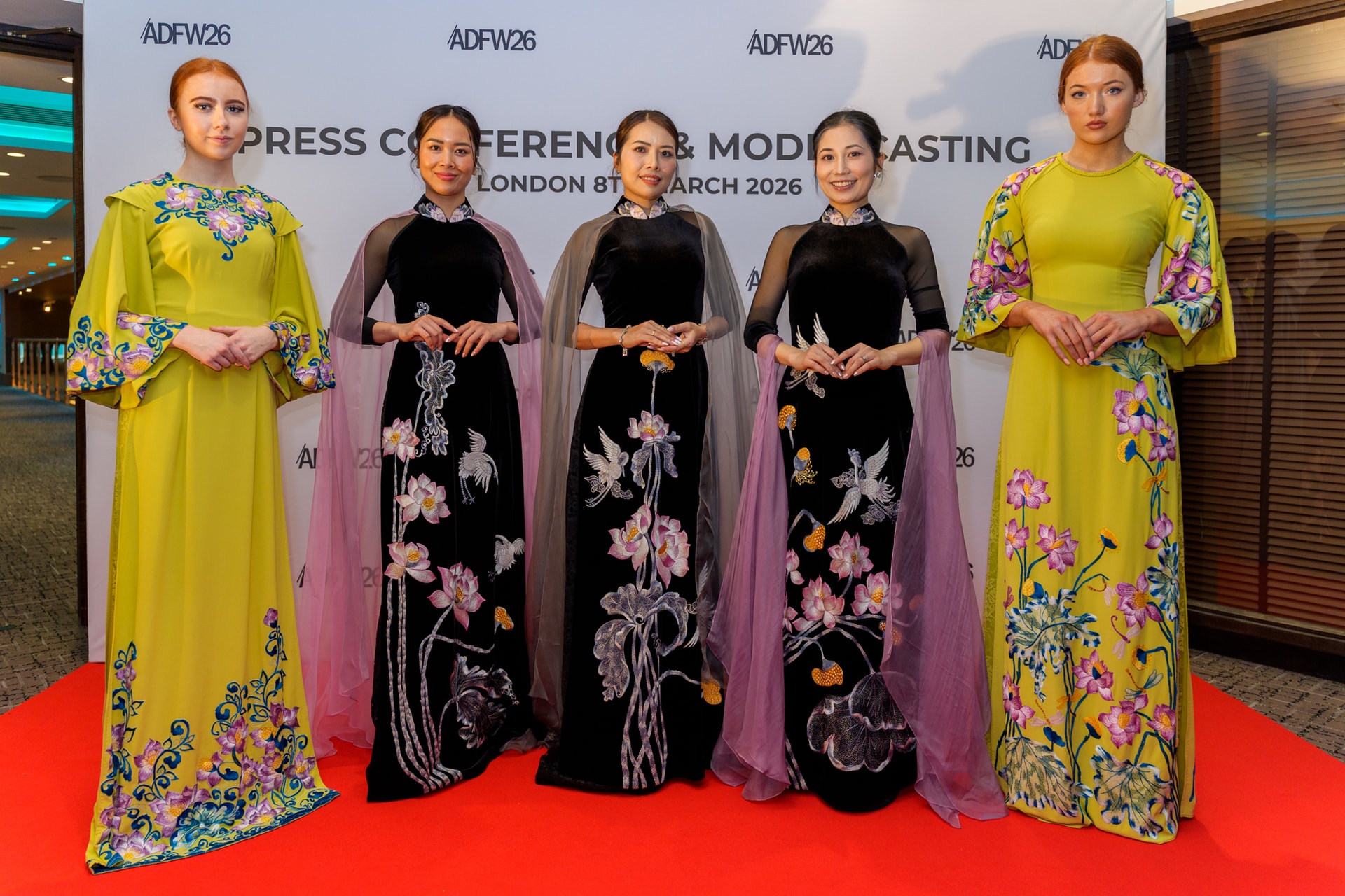 Áo Dài Fashion Week 2026: Khẳng định vị thế quốc tế của tà áo dài - Ảnh 1.