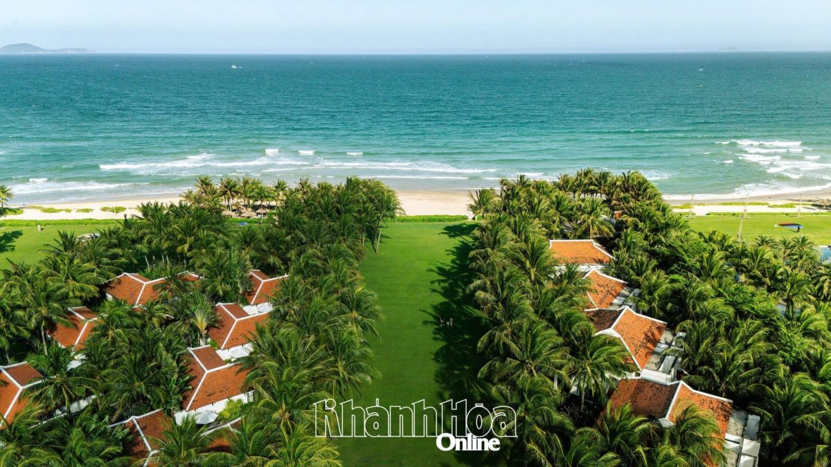 Khánh Hòa: Khẳng định vị thế du lịch nghỉ dưỡng biển lớn nhất Việt Nam - Ảnh 1.