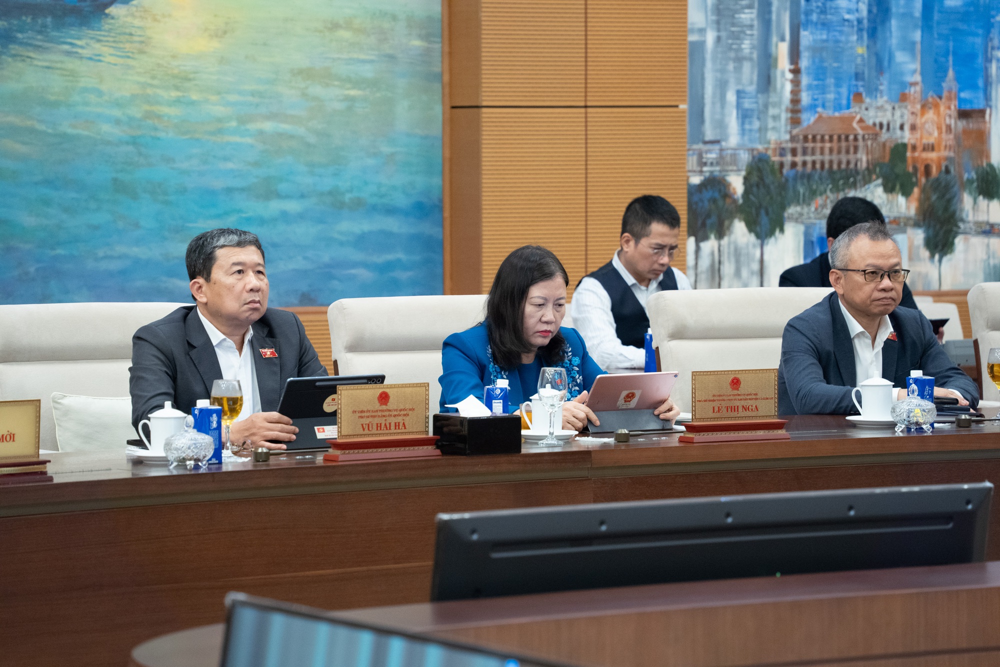 Cử tri và Nhân dân kiến nghị triển khai đồng bộ Nghị quyết số 80 của Bộ Chính trị về phát triển văn hóa Việt Nam - Ảnh 3.