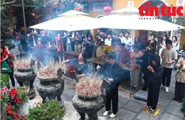 Tây Ninh: Phát huy vai trò đội ngũ trí thức, văn nghệ sĩ và báo chí trong phát triển địa phương - Ảnh 14.