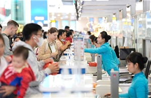 Tây Ninh: Phát huy vai trò đội ngũ trí thức, văn nghệ sĩ và báo chí trong phát triển địa phương - Ảnh 47.