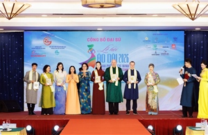 Tây Ninh: Phát huy vai trò đội ngũ trí thức, văn nghệ sĩ và báo chí trong phát triển địa phương - Ảnh 35.