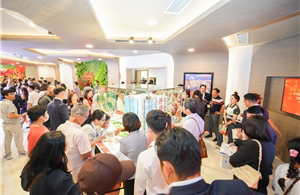 Tây Ninh: Phát huy vai trò đội ngũ trí thức, văn nghệ sĩ và báo chí trong phát triển địa phương - Ảnh 46.