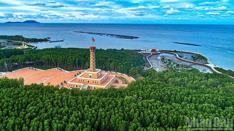 Định vị thương hiệu du lịch Cà Mau gắn với phát triển bền vững - Ảnh 1.