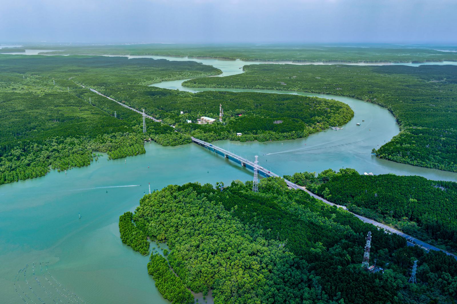 Tour trực thăng được kỳ vọng tạo điểm nhấn du lịch TP Hồ Chí Minh - Ảnh 5.