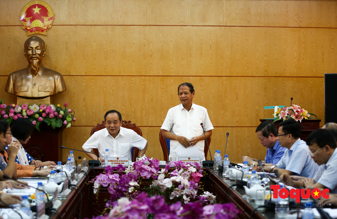Ông Lý Thái Hải, Chủ tịch UBND tỉnh Bắc Kạn phát biểu tại buổi làm việc - Ảnh Nam Nguyễn