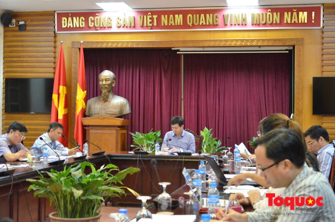Thứ trưởng Lê Quang Tùng chủ trì buổi làm việc