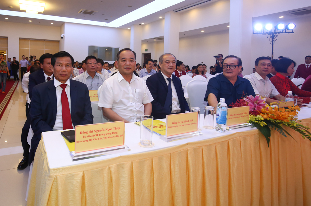 Bộ trưởng Nguyễn Ngọc Thiện chúc các vận động viên đoàn kết, tự tin, giành thành tích tốt nhất tại ASIAD 2018