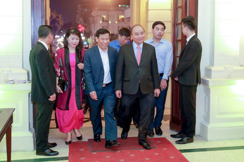 Thủ tướng Nguyễn Xuân Phúc dự Chương trình nghệ thuật “Cho dù có đi nơi đâu”