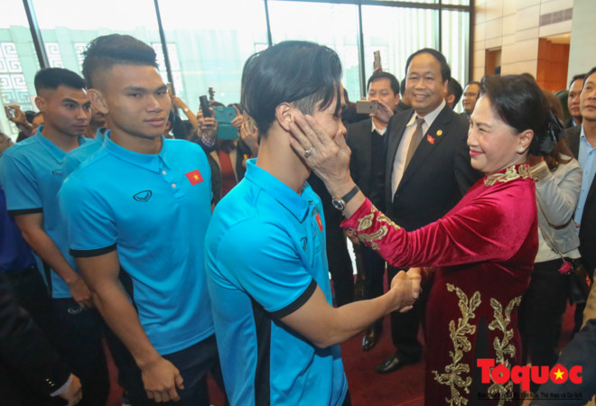 Chủ tịch Quốc hội Nguyễn Thị Kim Ngân gặp gỡ đội tuyển U23 Việt Nam