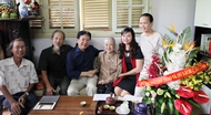 Thứ trưởng Vương Duy Biên thăm gia đình Nhạc sĩ Văn Cao