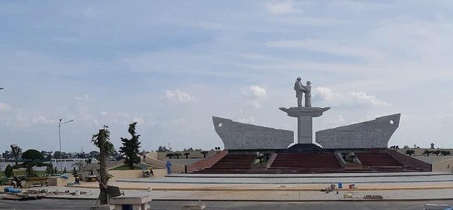 Đồng Tháp: Sắp diễn ra Lễ khánh thành Tượng đài tưởng niệm sự kiện tập kết 1954  - Ảnh 1.