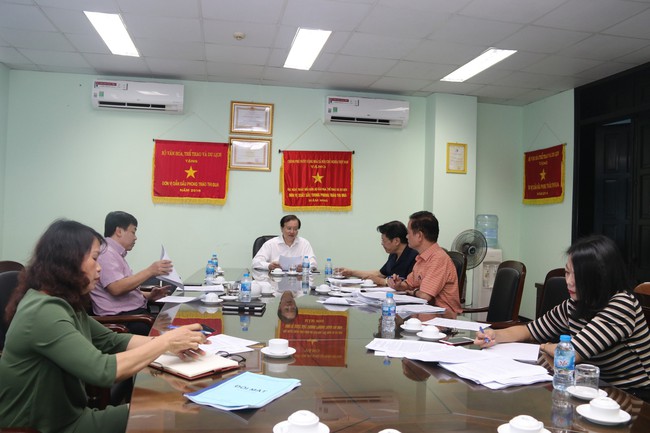 Thứ trưởng Tạ Quang Đông làm việc với Cục Nghệ thuật biểu diễn về lĩnh vực Văn học - Ảnh 1.