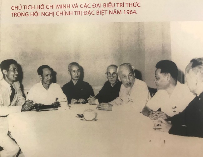 Triển lãm Hồ Chí Minh: Cuộc đời và sự nghiệp từ tài liệu lưu trữ Việt Nam và quốc tế - Ảnh 1.