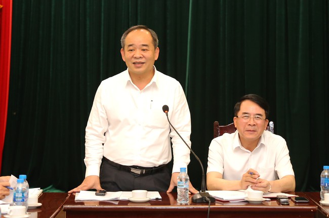 Thứ trưởng Lê Khánh Hải kiểm tra công tác cải cách hành chính tại Hải Phòng - Ảnh 1.