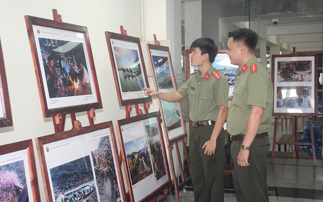 Trưng bày hơn 300 ảnh về ASEAN - Ảnh 1.