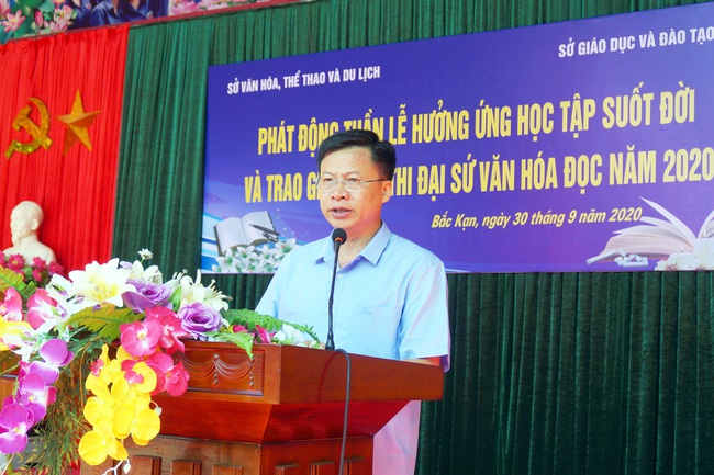 Bắc Kạn: Phát động Tuần lễ hưởng ứng học tập suốt đời và trao giải cuộc thi Đại sứ Văn hóa đọc năm 2020 - Ảnh 1.