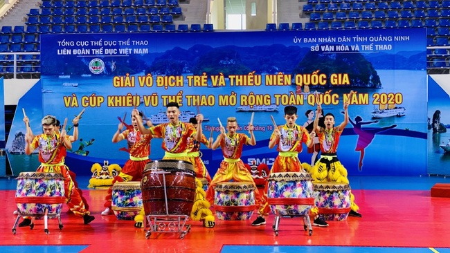 Quảng Ninh: Khai mạc Giải vô địch trẻ, thiếu niên Quốc gia và Cúp khiêu vũ thể thao mở rộng toàn quốc 2020 - Ảnh 1.