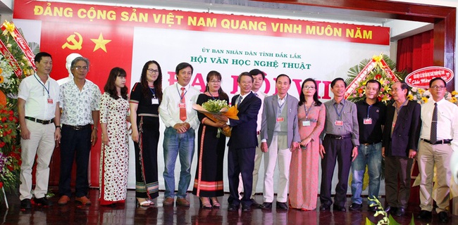 Đắk Lắk: Đại hội Hội Văn học nghệ thuật tỉnh lần thứ VII, nhiệm kỳ 2020-2025 - Ảnh 1.