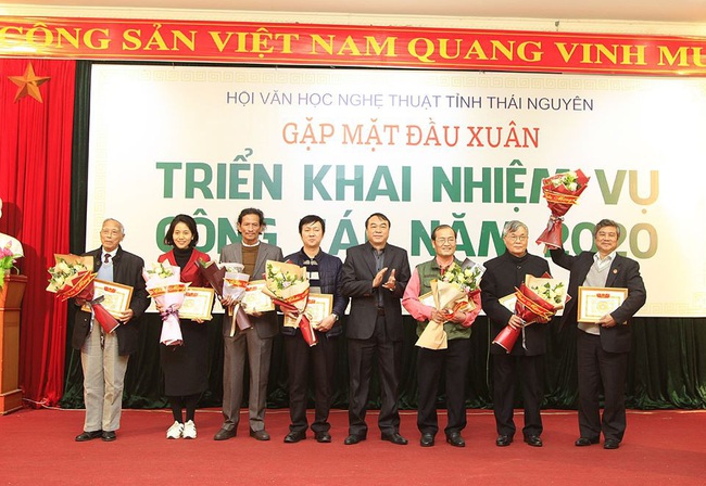 6 nhiệm vụ trọng tâm của Hội VHNT Tỉnh Thái Nguyên năm 2020 - Ảnh 2.