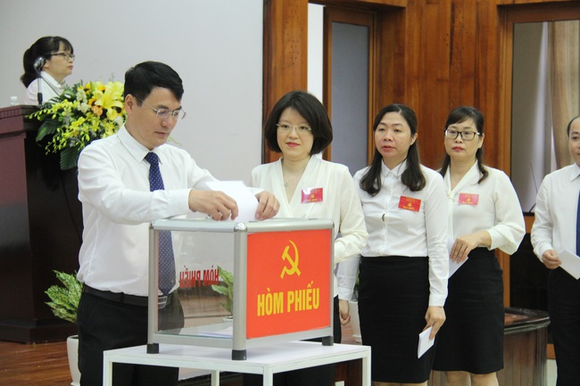Đảng bộ Thư viện quốc gia Việt Nam tổ chức thành công Đại hội lần thứ IV nhiệm kỳ 2020-2025  - Ảnh 4.