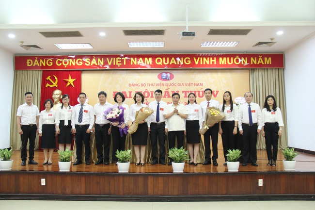 Đảng bộ Thư viện quốc gia Việt Nam tổ chức thành công Đại hội lần thứ IV nhiệm kỳ 2020-2025  - Ảnh 7.