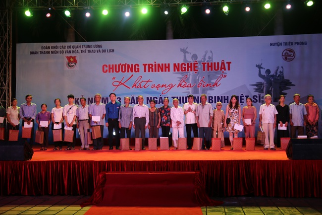 Đoàn thanh niên Bộ VHTTDL tổ chức chương trình nghệ thuật Kỷ niệm 73 năm Ngày Thương binh Liệt sĩ - Ảnh 2.