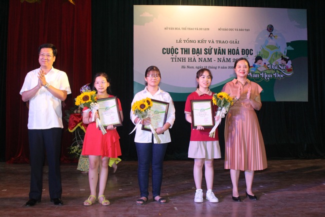 Tổng kết và trao giải Cuộc thi Đại sứ văn hóa đọc tỉnh Hà Nam năm 2020 - Ảnh 1.