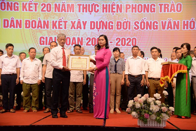 Tuyên Quang tổng kết 20 năm thực hiện phong trào “Toàn dân đoàn kết xây dựng đời sống văn hóa” - Ảnh 5.