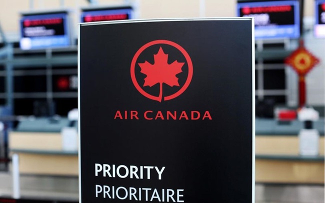 Canada kéo dài lệnh cấm người nước ngoài nhập cảnh - Ảnh 1.