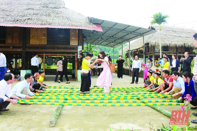 Thanh Hóa: Phát huy tiềm năng để du lịch văn hóa trở thành “đặc sản” - Ảnh 1.