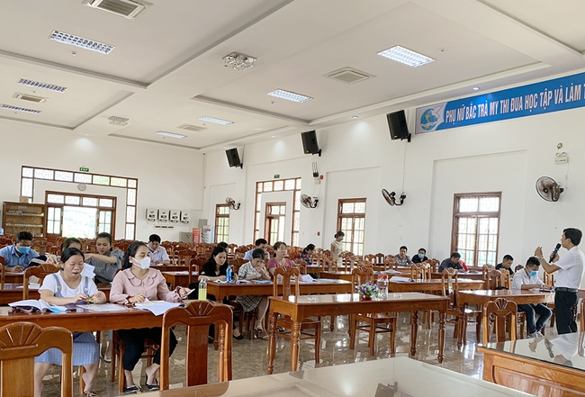 Quảng Nam: Khai mạc lớp tập huấn về nghiệp vụ hướng dẫn viên du lịch tại điểm - Ảnh 1.