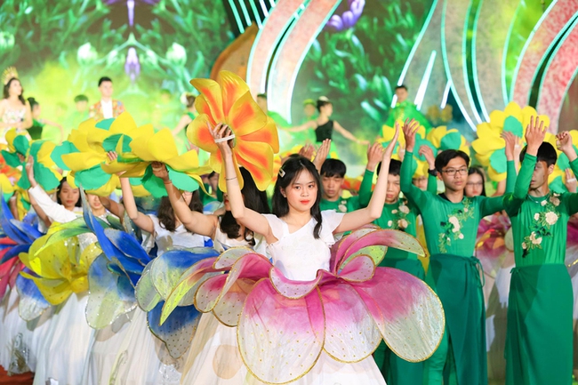 Lâm Đồng không tổ chức Festival Hoa Đà Lạt năm 2021 - Ảnh 1.