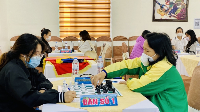 Quảng Ninh: Giải Vô địch Cờ vua xuất sắc Quốc gia năm 2021 - Ảnh 2.