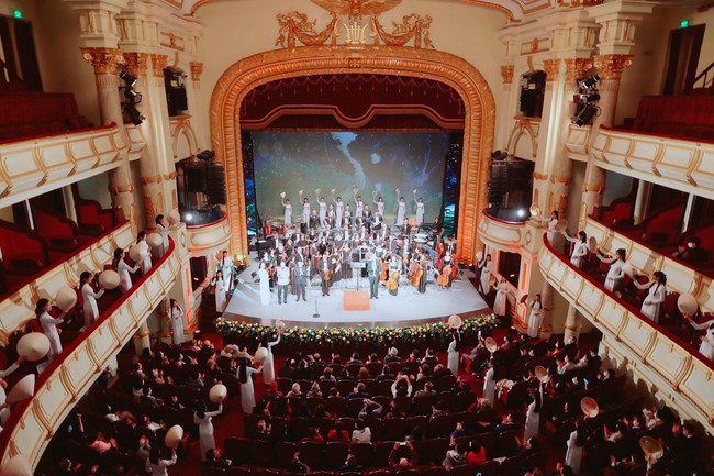 Hòa nhạc Việt Nam-Pháp kỷ niệm 110 năm thành lập Nhà hát Lớn Hà Nội - Ảnh 3.