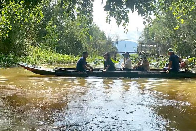 An Giang khai thác thế mạnh du lịch vùng sinh thái ngập nước - Ảnh 1.