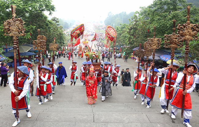 Lễ hội Đền Hùng - Điểm hội tụ văn hóa tâm linh của người dân đất Việt - Ảnh 2.